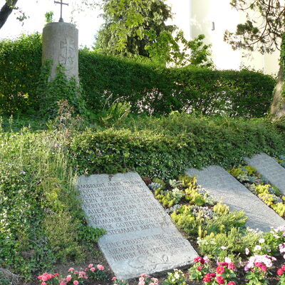 Kriegsopfer-Gedenkstätte in Pöring